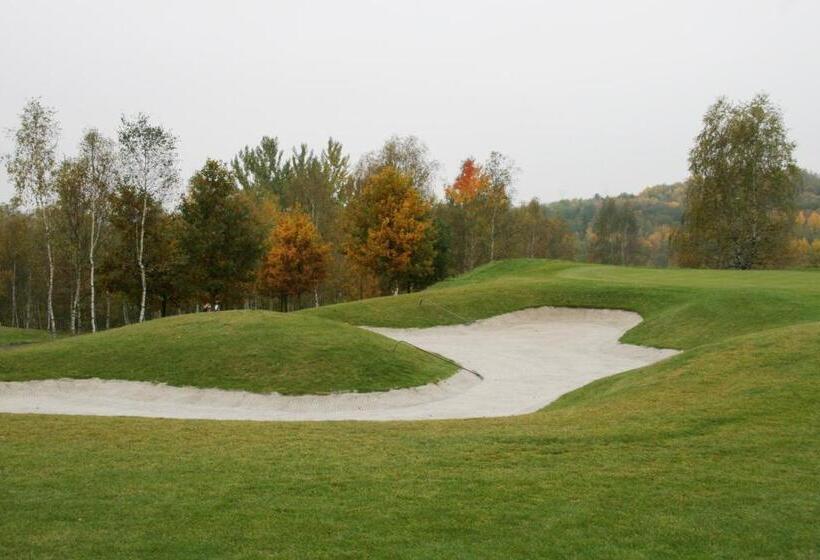 Отель Greensgate Golf And Leisure Resort