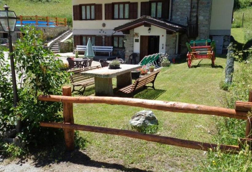 Отель Mont Gelé