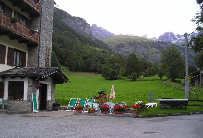 Отель Mont Gelé