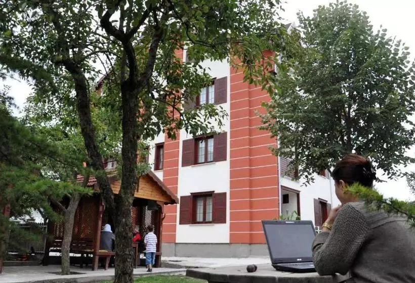 Mekan Ilica Apart Otel