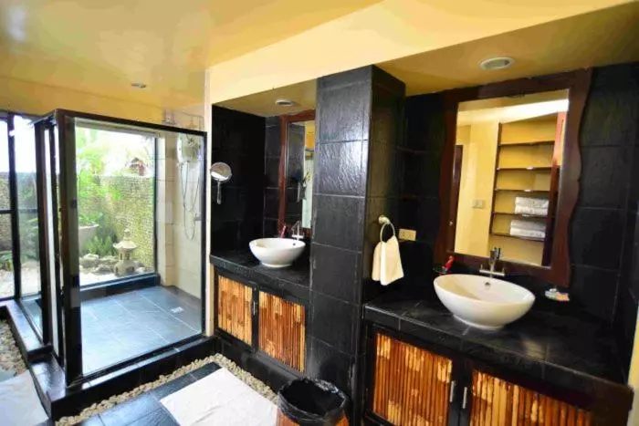 Nabulao Beach And Dive Resort