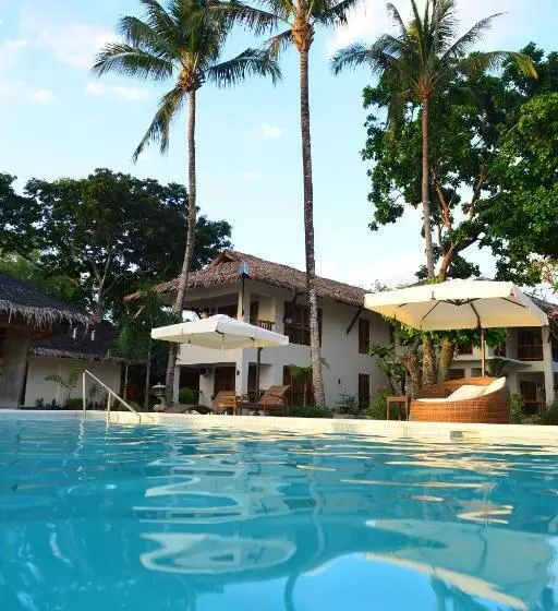 Nabulao Beach And Dive Resort