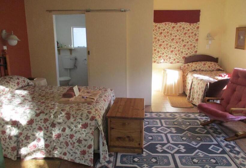 펜션 Van Rhyn Guest House