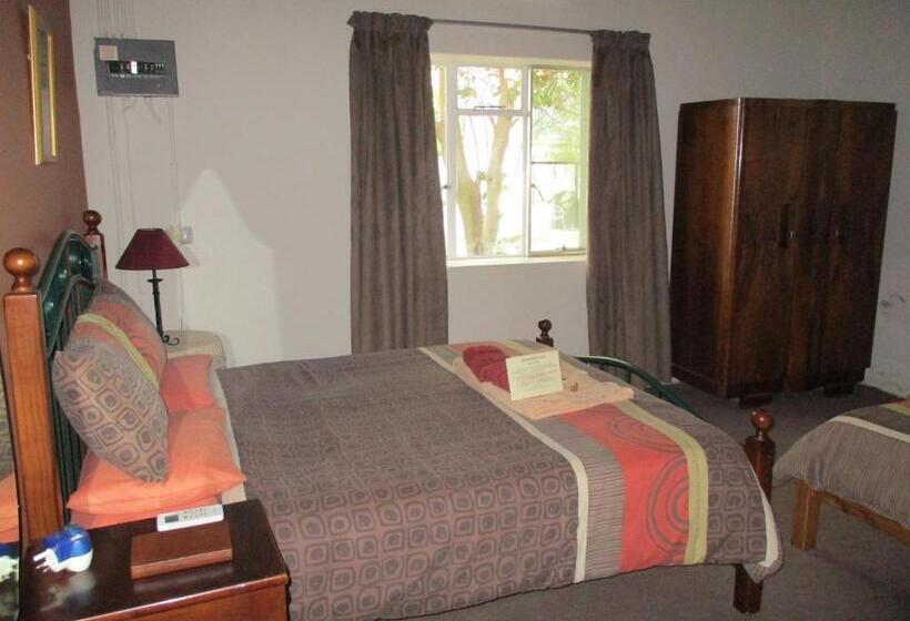 펜션 Van Rhyn Guest House