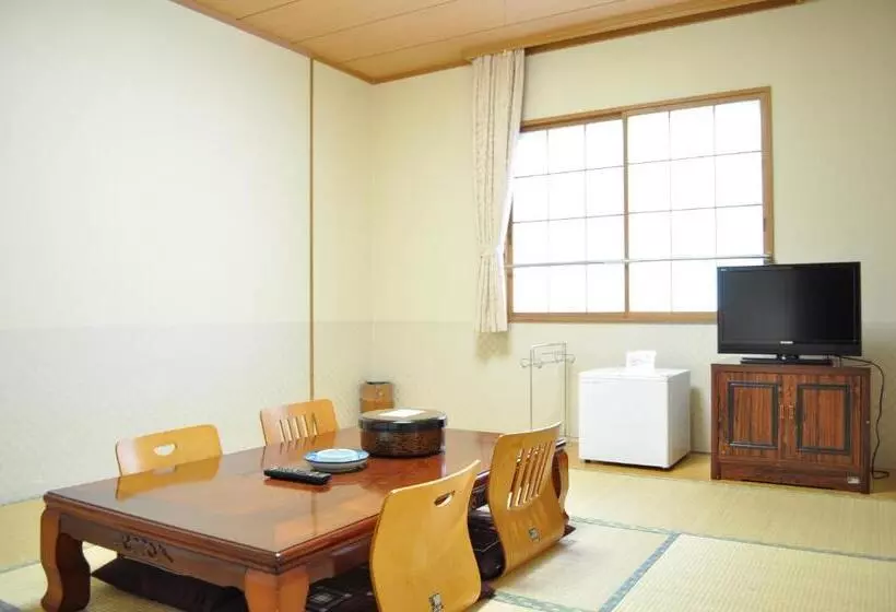 旅館 Kobushi No Yu Atsuma
