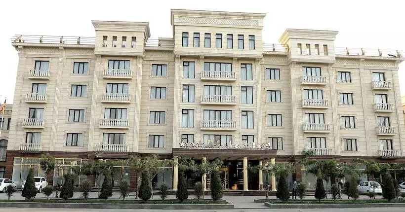 هتل Akhsikent