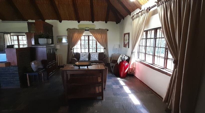 فندق Ezulwini Game Lodge