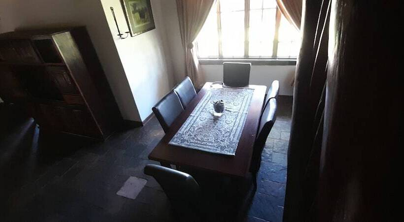 فندق Ezulwini Game Lodge