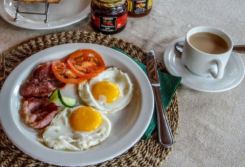 فندق Ezulwini Game Lodge