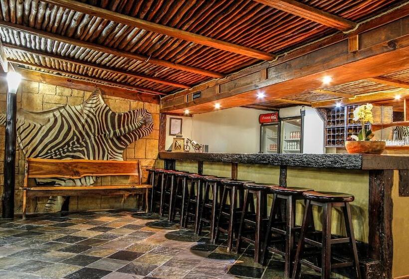 فندق Ezulwini Game Lodge