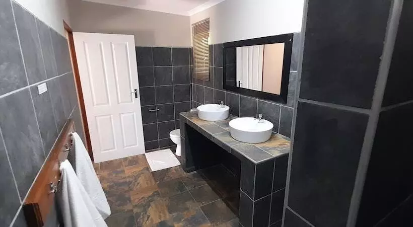 Hotelli Ezulwini Game Lodge