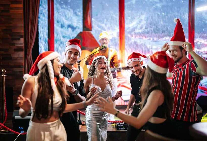 Отель Hilton Dubai Palm Jumeirah