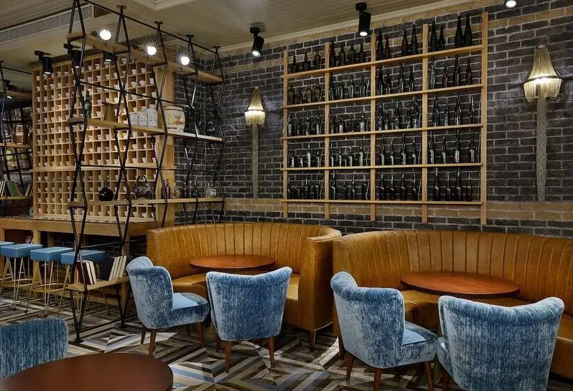 هتل Hilton Dubai Palm Jumeirah