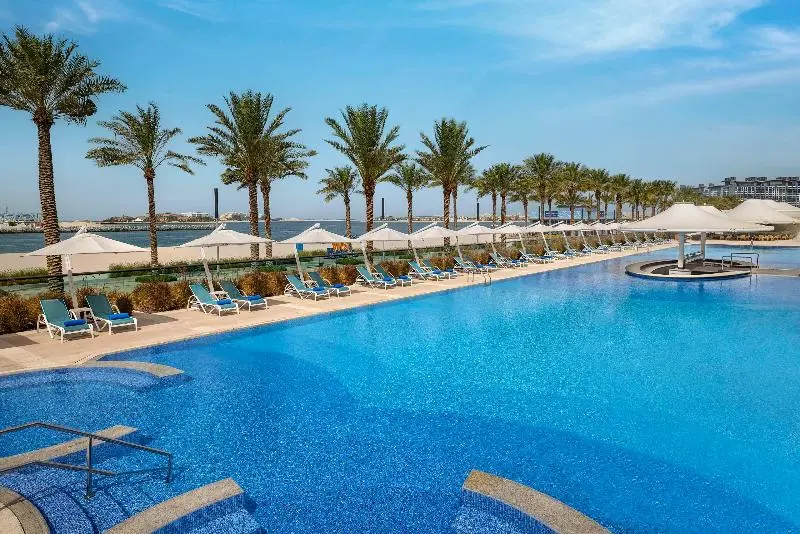 هتل Hilton Dubai Palm Jumeirah