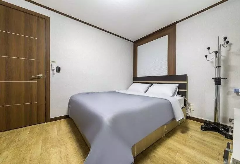 مُتل Pocheon Las Vegas