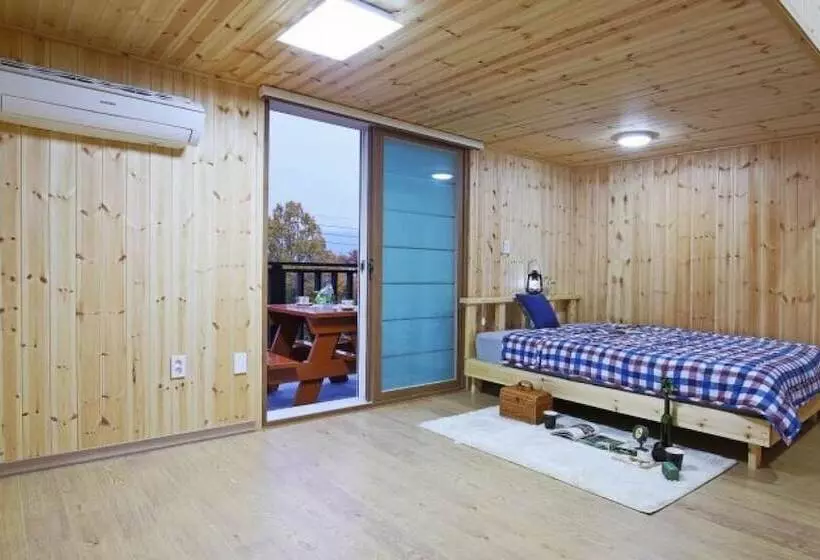 Majatalo Gyeongju Star Garret Bed And Breakfast