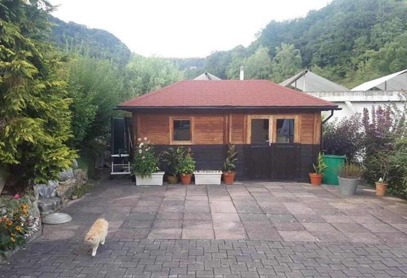 Bed & Breakfast Mona S Sleep & Go