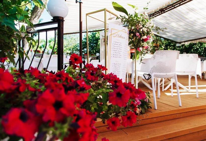 Отель отельно ресторанный комплекс златогор