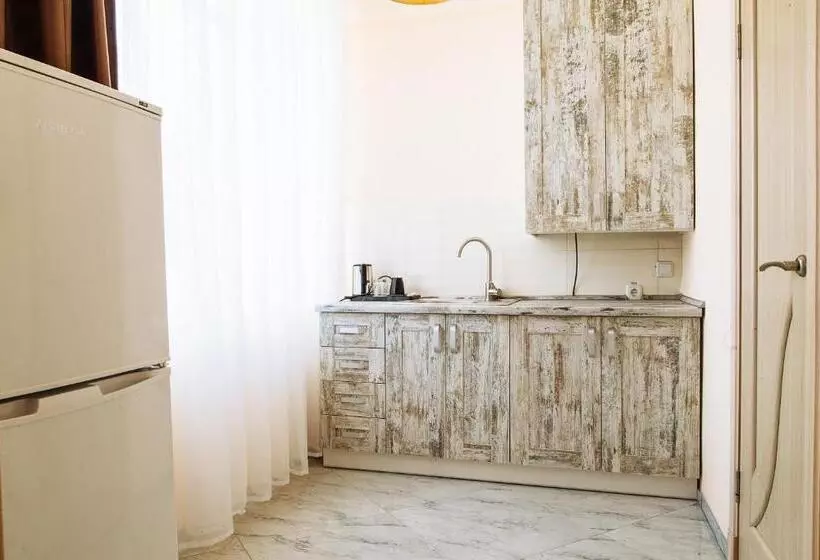 Hotelli отельно ресторанный комплекс златогор