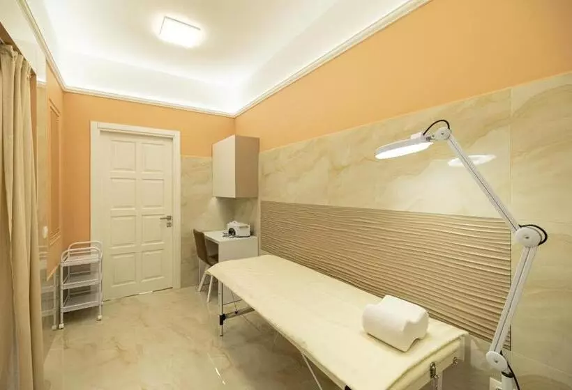 Hotelli медовий двір