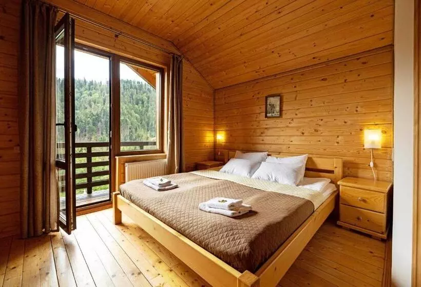 Hotelli медовий двір