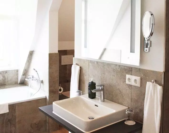 ホテル Antik Hof Bissee