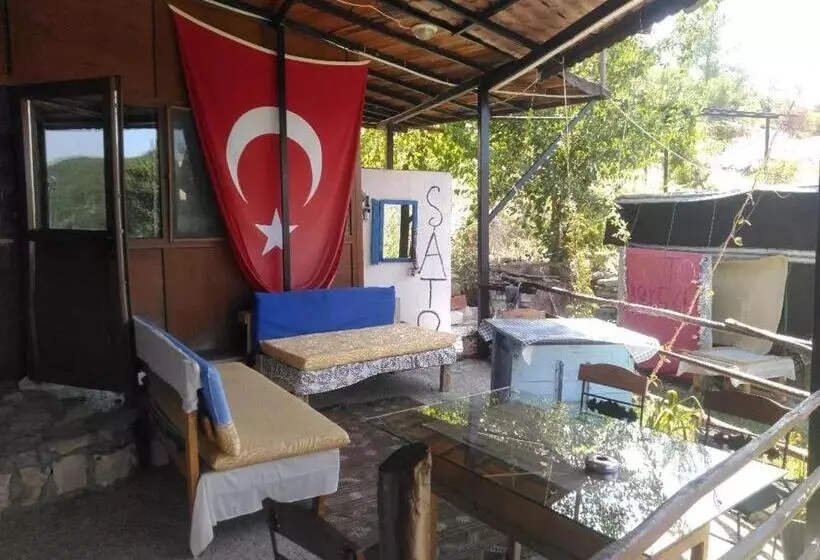 Hotelli şato Köyevi Selendi