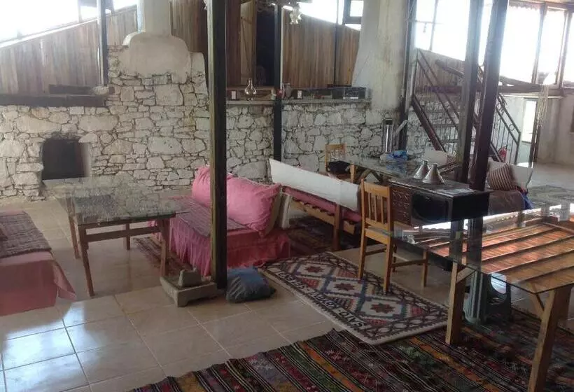 Hotelli şato Köyevi Selendi