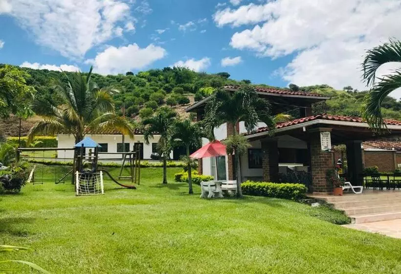 Hotelli Campestre La María Toro Valle