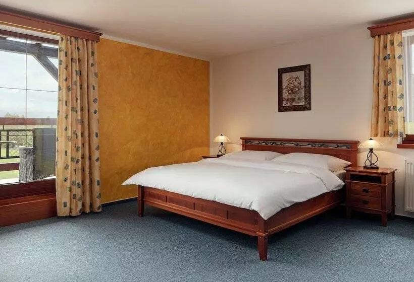 Hotel Golf & Spa Kunětická Hora