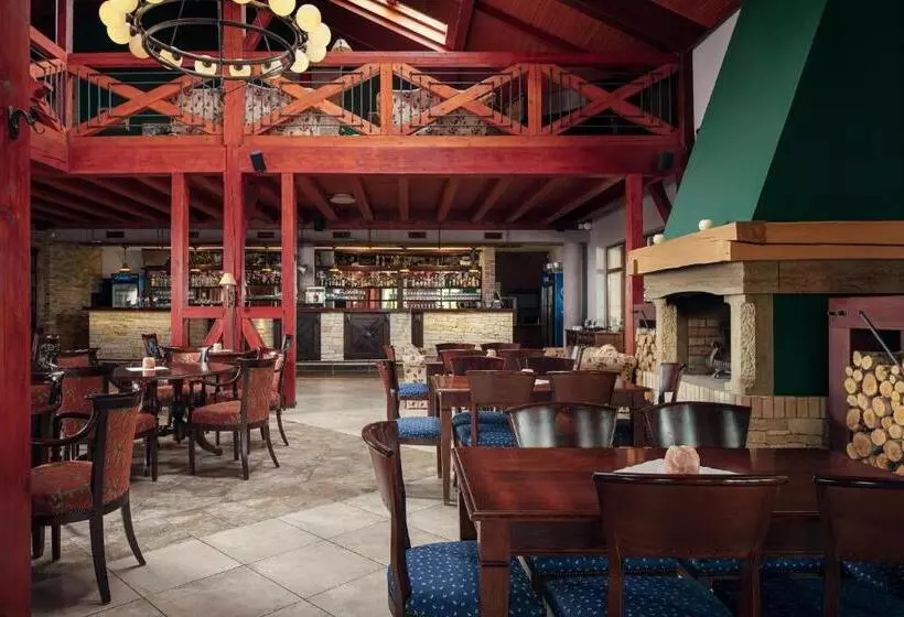 Hotel Golf & Spa Kunětická Hora