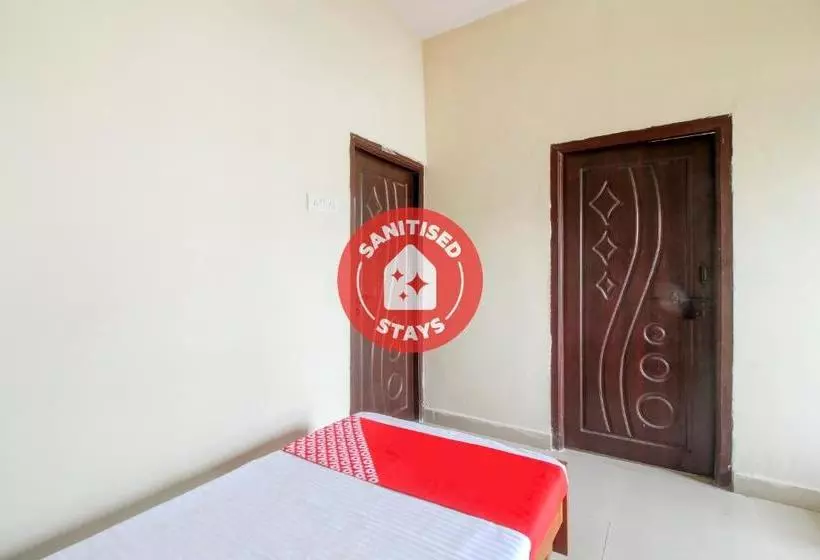 ホテル O Happy Residency