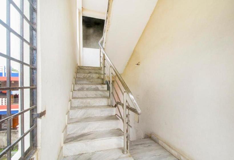 Отель O Happy Residency