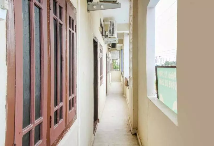 ホテル O Happy Residency