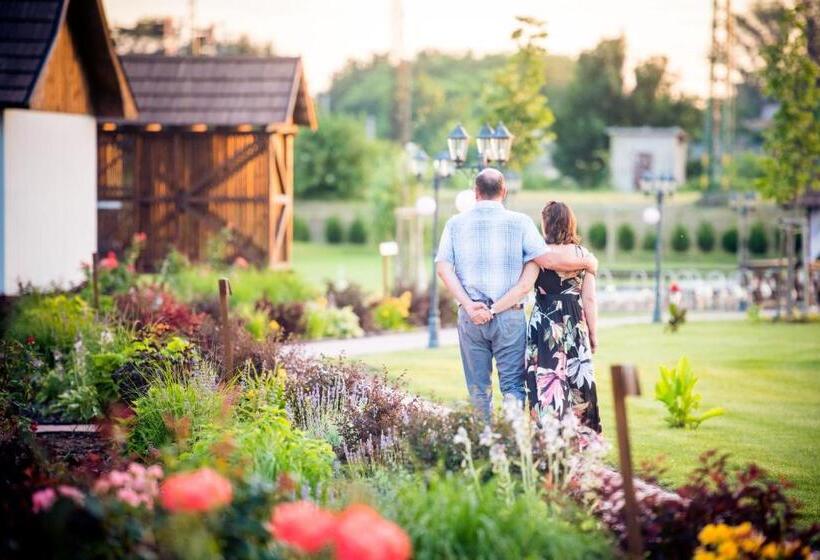 호텔 Zsindelyes Cottage