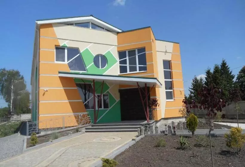 Mіnі Gotel Pozitiv