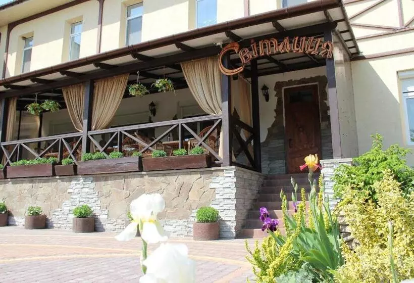 Mіnі Gotel Pozitiv