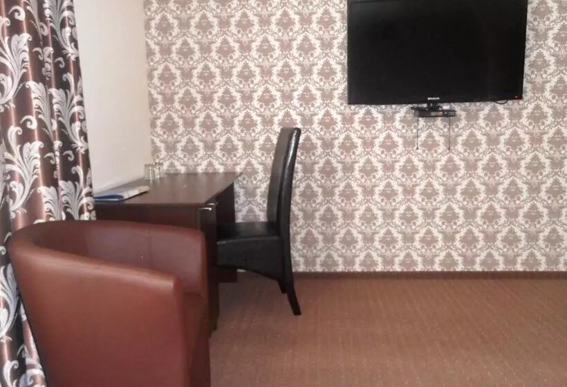 Mіnі Gotel Pozitiv