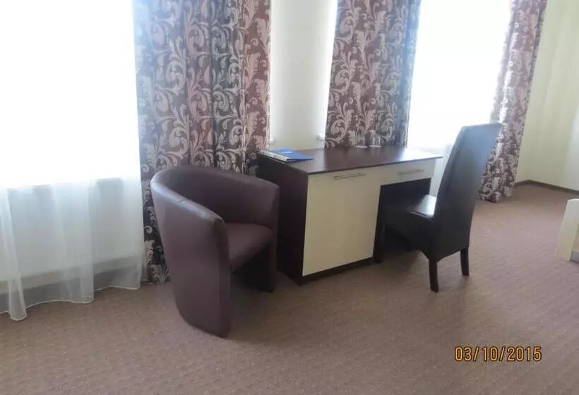 Mіnі Gotel Pozitiv