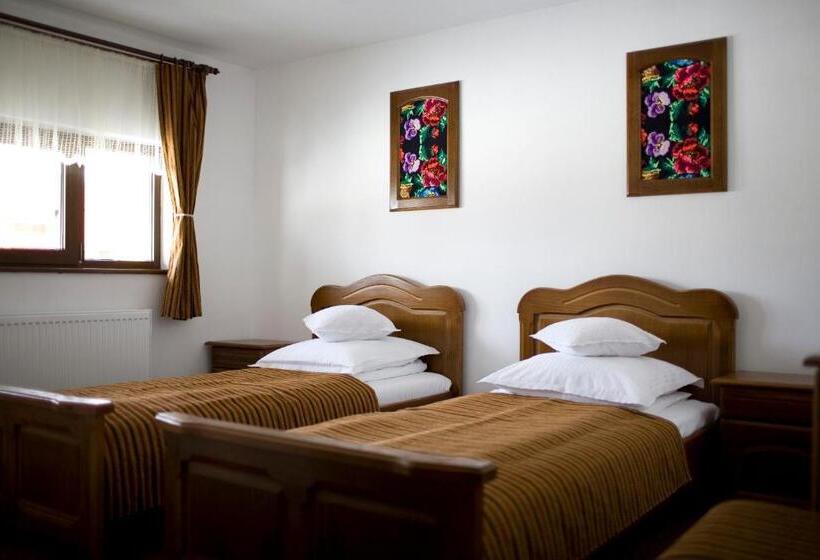 膳宿费 Casa Din Plai   Bucovina