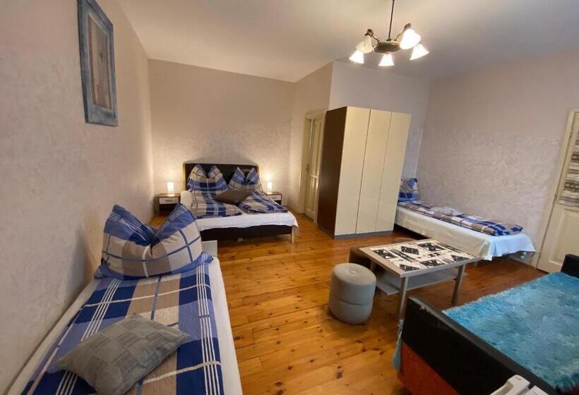 膳宿费 Goldschmiedt Vendégház