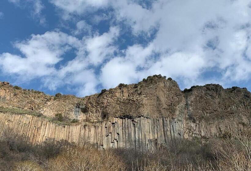 Pensão Gomkers Guest House