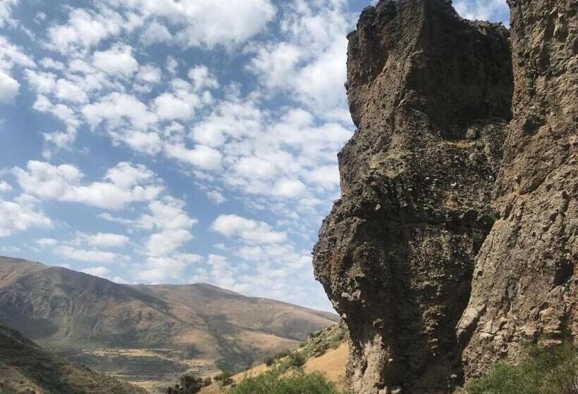 Pensão Gomkers Guest House