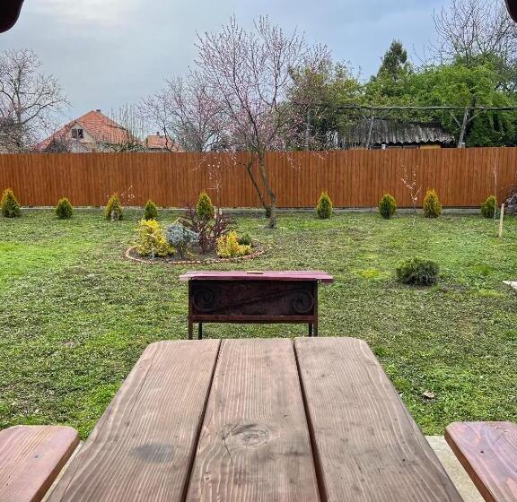 ペンション Villa “eleon”