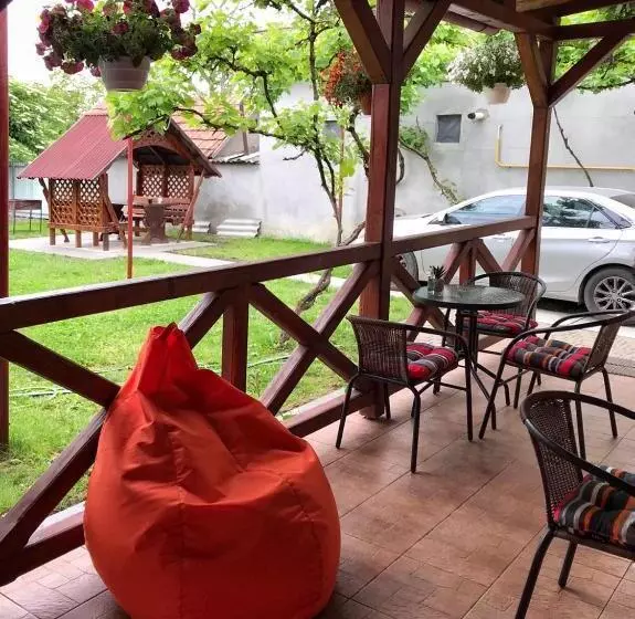 Majatalo Villa “eleon”