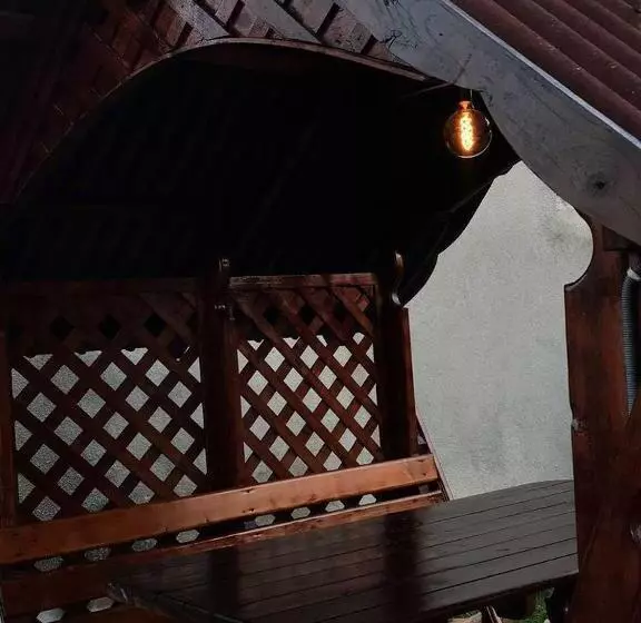 Majatalo Villa “eleon”