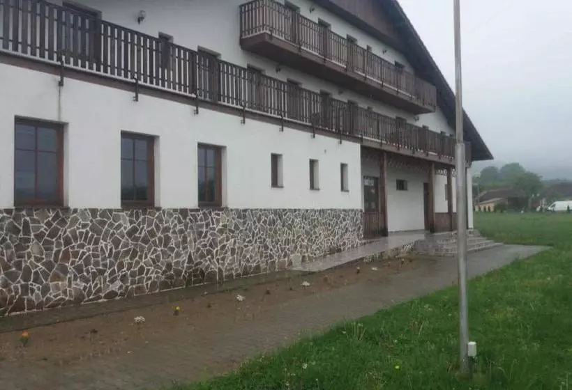 Pension Cetate Valcău De Sus