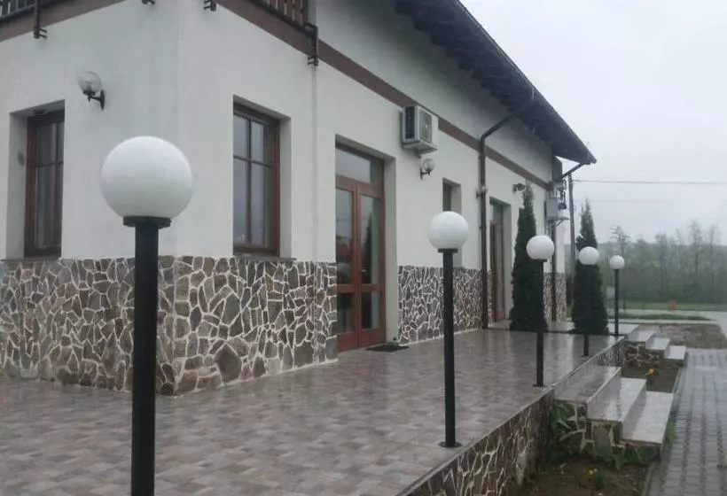 Pension Cetate Valcău De Sus