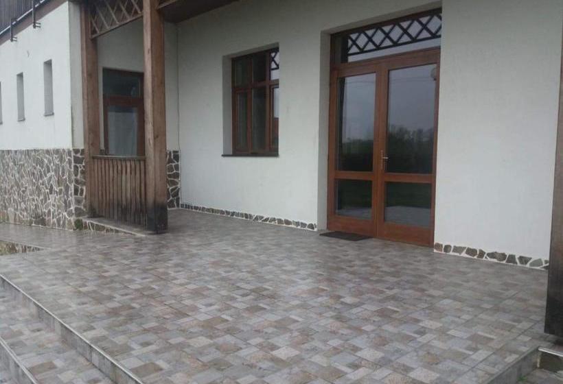 Pension Cetate Valcău De Sus