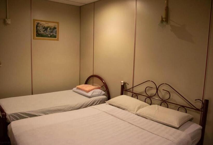 ユースホステル Sealion Pulau Ketam Inn